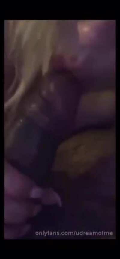 She needs to make longer videos 😪