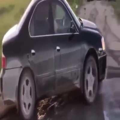 me On my way! to defend 14 year old girl 👧🏻 (sorry for calling you a bitch)