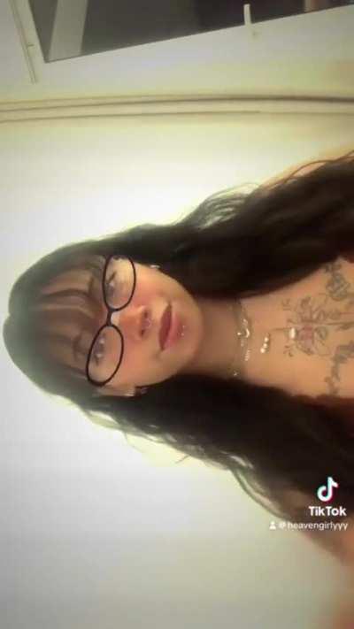 I’m a good girl officer 