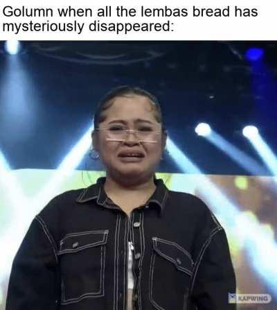 Crumbs on his jacketses!