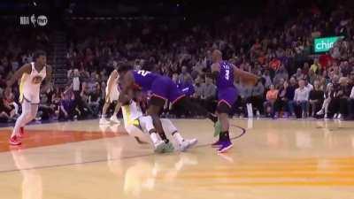 [Highlight] Draymond tries drawing the charge