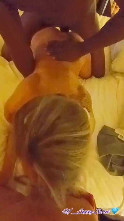 Hubby loves when I let him join the fun😈