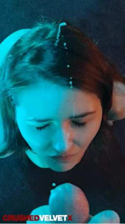 I like it wet and messy