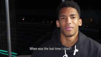 Interesting interview with ATP players regarding first kisses, tears and wanting to be a penguin...