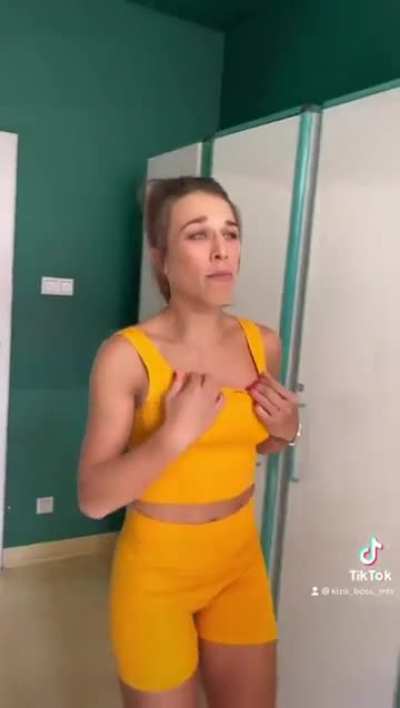 This looks like the start of a brazzers scene