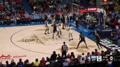 [Highlight] Brandon Ingram DETONATES to the rack off of the nasty crossover