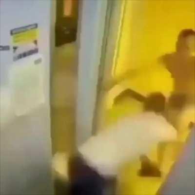 G̵̘̝͎̗̒́͠Ę̷̛̳͕̞̀Ĉ̴̨̙͈̬̥Ě̸̟͕͍͎̞͈́̊̌̈̀ ̸͚͎͌̋̊̂̚3̵̢̮̼̈́͌'̶͎͈̹̱̃͂̔ͅT̶̜̖̦͚͊̍̓̆͝E̴̩̟͈̬̤̜͐̈́͐͝ ̴̫̺͉͈͗̐S̷̭̬̟̎̎̒͒A̸͍̳͖̭̩̝̎̑̓͠͝K̵̙͇͔̈̌͑̽́͑ͅI̸̙̯̦̗͛͆̈͊͊͘͜N̶̠͎͝ ̷̲͎̱͑̂̾͂̑͌ͅA̵̧͍̔̅̈͆̽͘͜Y̶̡̿̈́̑̒̆N̸͈̮̞͇̏̃̔̕A̸̻̜͇̣̓͂̊Y̸̨̜̝͆͂͑͝͠Ȃ̷̱ ̴͉̐͐B̶̢͚̳̬̊̓́̉Ą̵̪̻̓͘͝ͅḰ̴̡M̴̨̠͉̹̬̒̓A̴̫͚͂Y