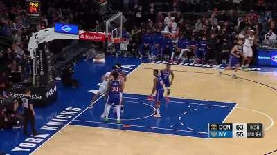 [Highlight] Jokic no-looker to Barton for the triple