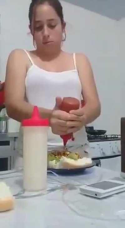 cachorro-quente nutTasty