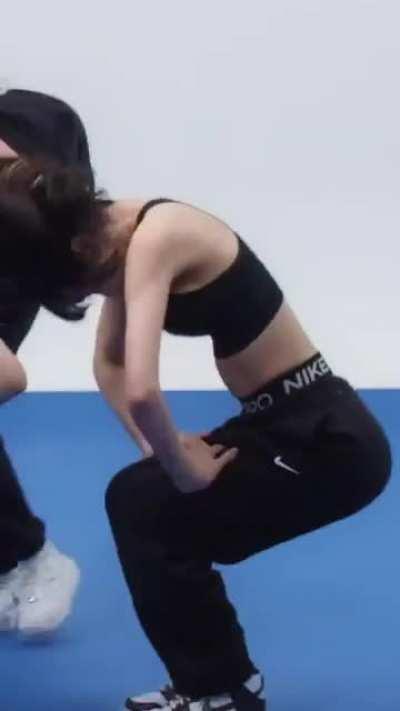 Chaewon of LE SSERAFIM