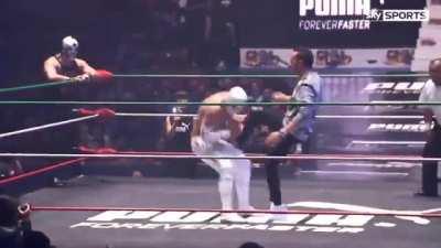 Throwback to when Lewis took down pro wrestler Mistico prior to the 2015 Mexican GP