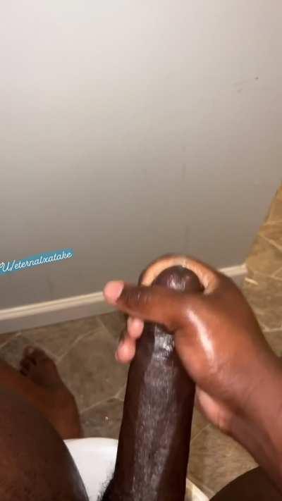 Say yes if you wanna make me cum