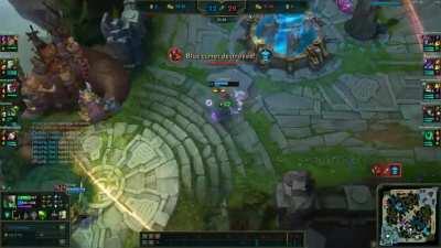 Jhin Ult on an Invisible Twitch in Fountain. Couldn't do again if I tried.