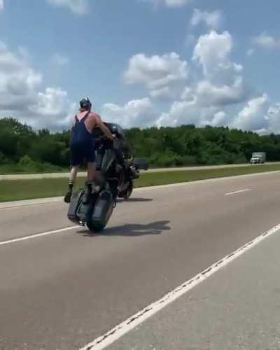 Overalls and crocs (Credit cbearstunts on IG)