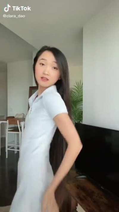 I have nothing, nothing, nothing / But a lot o personality