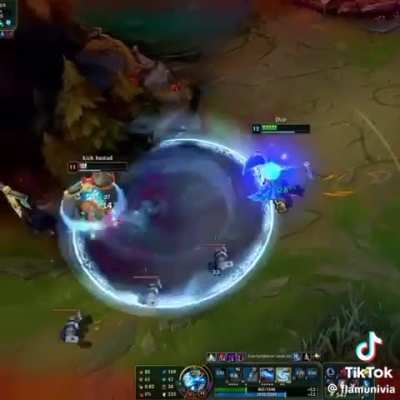 Anivia com Mangekyo Sharingan