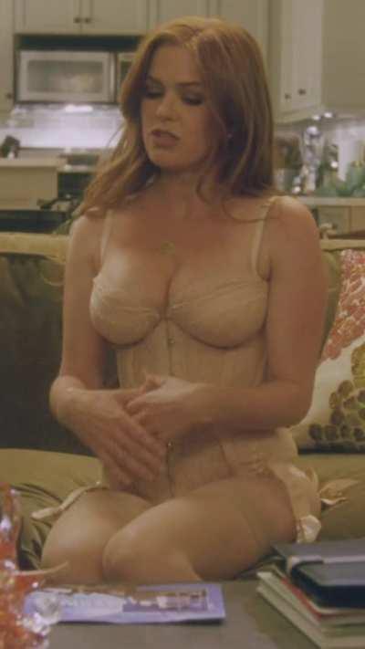 You know Isla Fisher is a fucking freak in bed