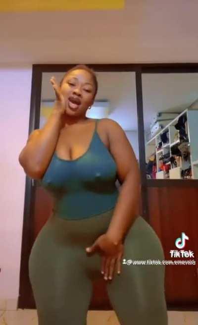 African Nipples And Hips !!!