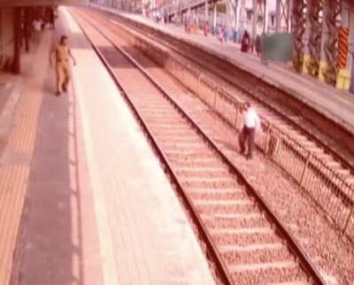 Yes the shoe is more important