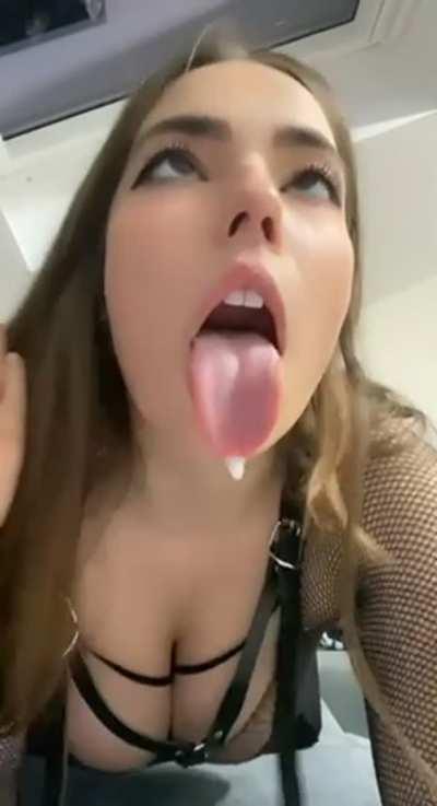 Give me more cum to swallow.