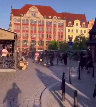 Zachód przyjechał do zacofanej, brudnej Polski