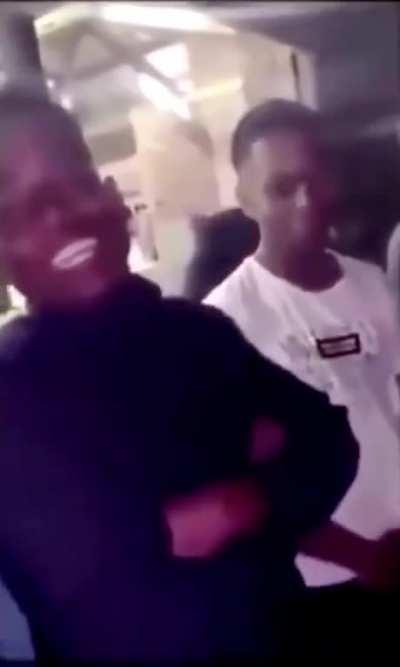 Blonded support when they see complaints about vinyl shipping