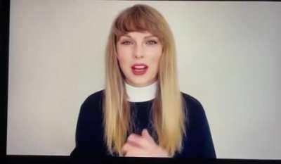 Taylor thanks apple music for giving her song writer of the year!