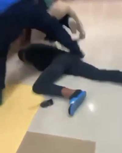 They need to put dis nigga in prison. This my school in Atl