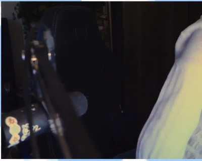 Love how she’s showing them off