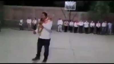 Candidate in Guerrero giving a speech then gets interrupted by warning gunshots.