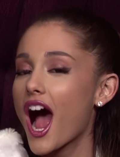 Ariana Grande! I just came so hard!