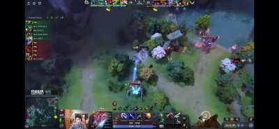 Kaka leaping away to Division 1