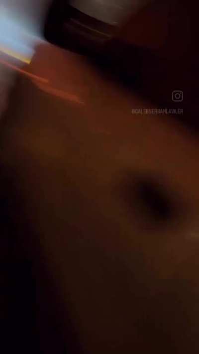 Man rescues lady and her 4 dogs after her car breaks down during the Palisades Wildfire 