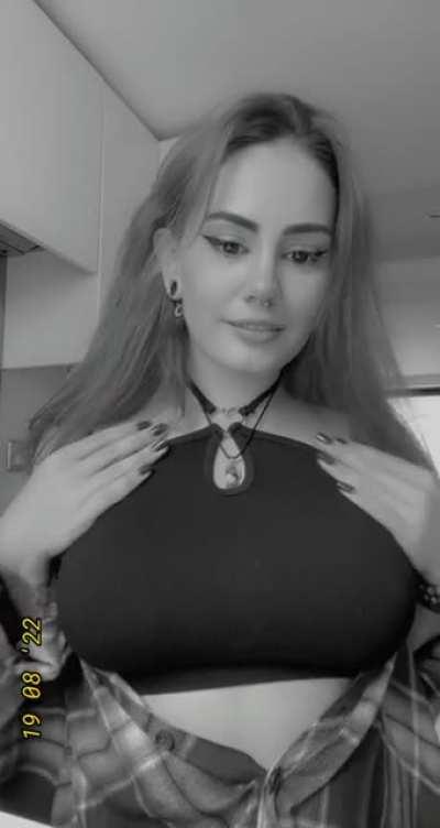 I know I’m such a tease 😜