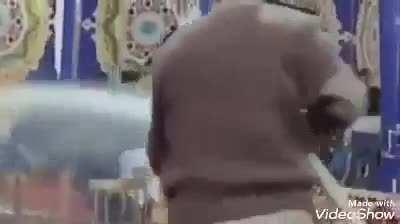 Wlad el wes5a: Haha you need nuclear bombs to destroy Khat Barlef.. Egyptians: