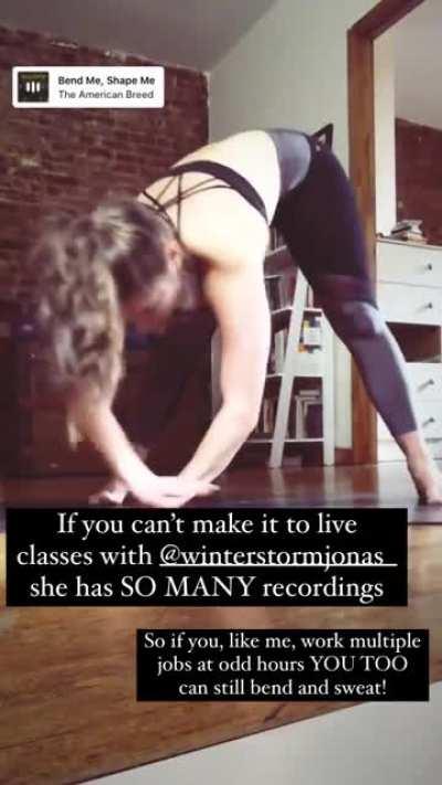 Claire Blackwelder Stretching [Dino Charge Purple]