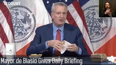 BRUH......🤣🤣 We are officially living in a 🤡 world