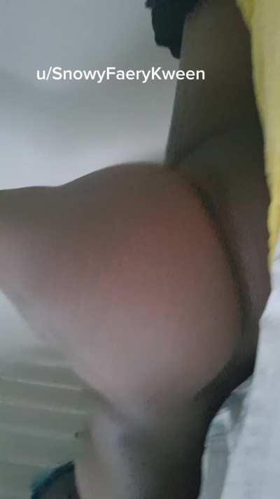 Is my hairy ass getting your attention?