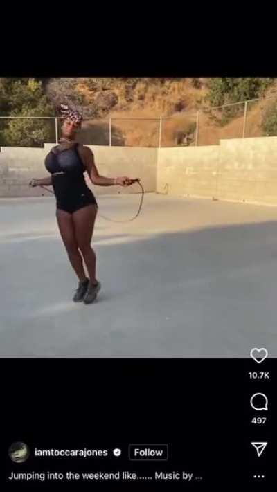 Toccara @iamtoccarajones