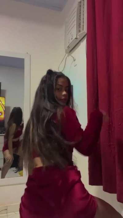  dançando funk 🤤 uma delícia 