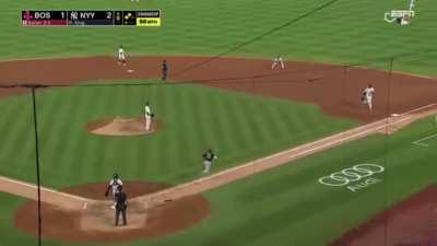 [Highlight] Jarren Duran RBI groundout against a not infield-in defense ties the game at 2