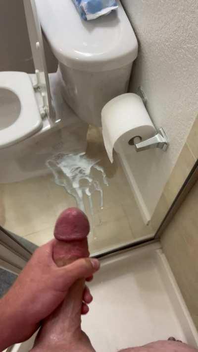 Nearly 2 weeks of cum
