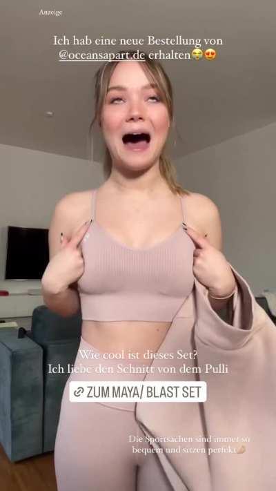 Julia Beautx in Fitness Kleidung