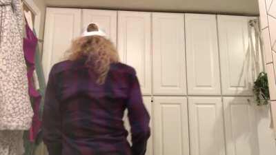 Beyoncé song and vid inspired by “Queen Bee” beer. Now put your hands up...!