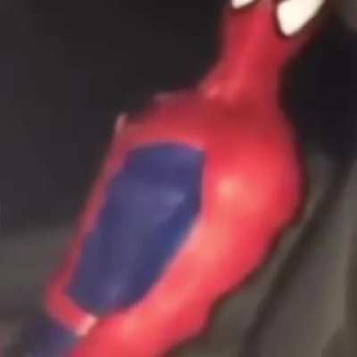 POV: je ziet Esteban weer na een half jaar