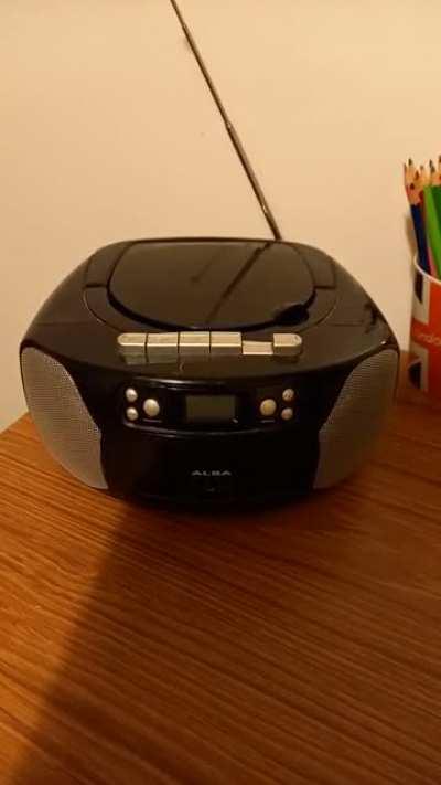 Listening to Bottom Gear on Radio 1