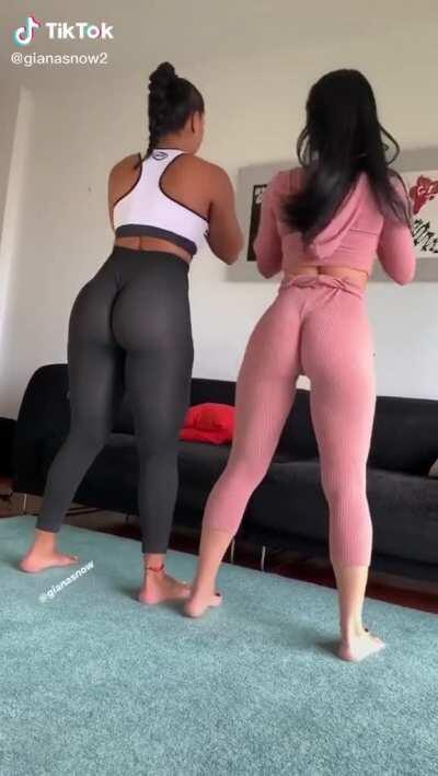 Big ass on tight leggins