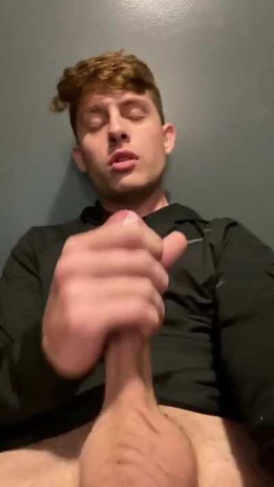 College bro busts a nut