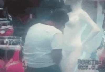 Can't leave no evidence.....