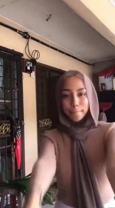 this vid proves i can focus on two things at once